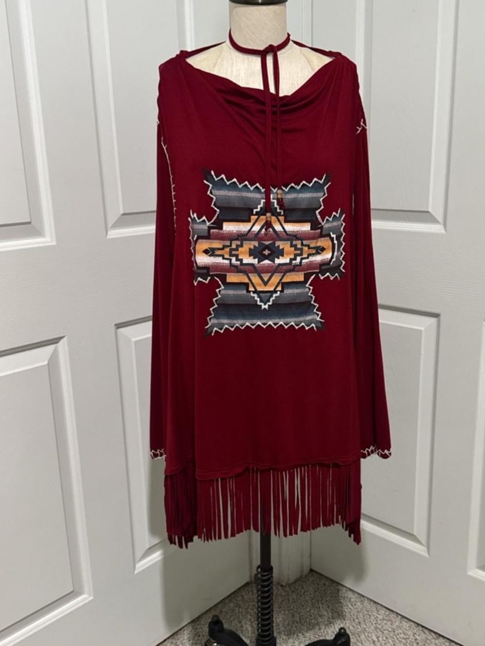 Double D Ranch aztec fringe long sleeve tunic embroidered neck tie RTL 225 L EUC